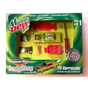 ERTL Body Shop Mountain Dew Model Kit 70 1970 Plymouth Barracuda Die Cast 1/64